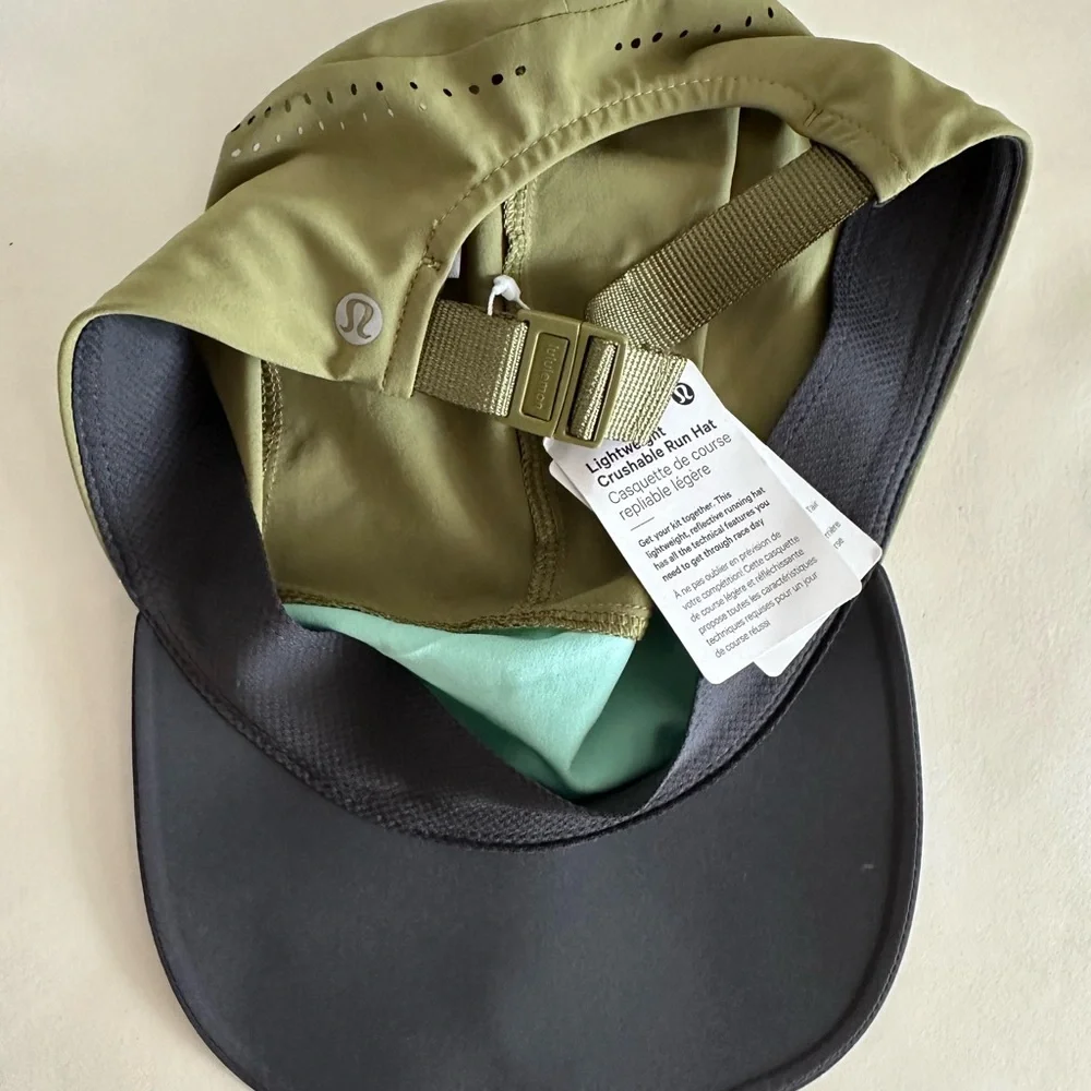 Lululemon Lightweight crushable Run Hat. NWT - Picture 4 of 7